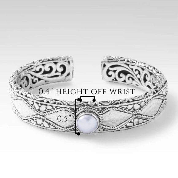 SARDA Sterling Silver Cuff Bracelet with 8mm white pearl - Picture 3 of 10